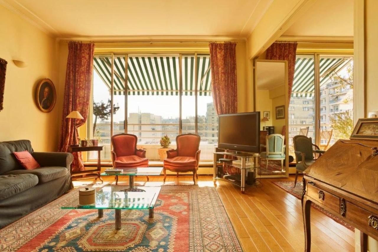Appartement Rare Pearl With A View Of The Eiffel Tower